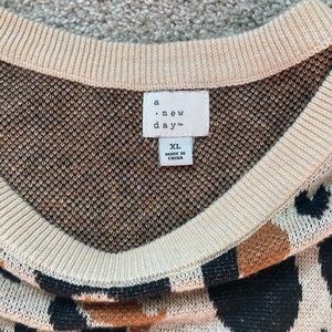 A New Day women’s animal print sweater size XL